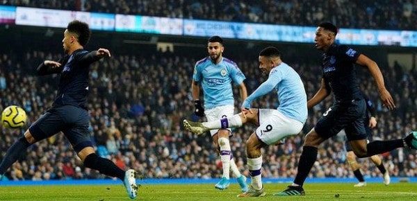 prognostika-stoiximatos-manchester-city